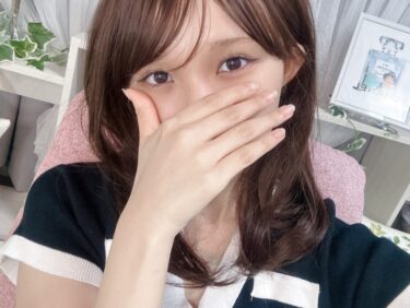 DXLIVEのおすすめ女性-xoREIKAxoちゃん!【18歳】のイケない大人のおもちゃ遊びに密着！！